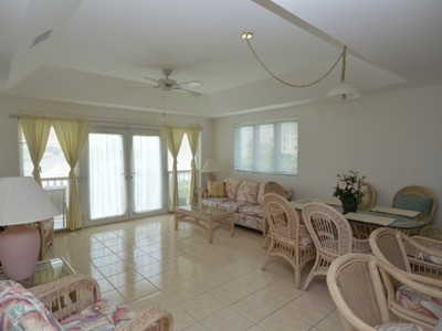 Condominium &middot; For rent &middot; 3 bedrooms