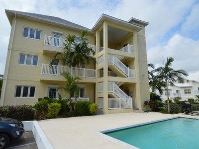 Condominium &middot; For rent &middot; 3 bedrooms