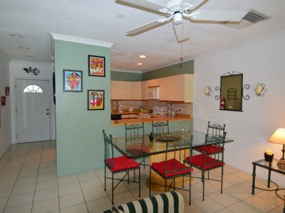 Town house &middot; For rent &middot; 2 bedrooms